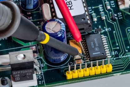 Non-slip probes in use on surface mount device